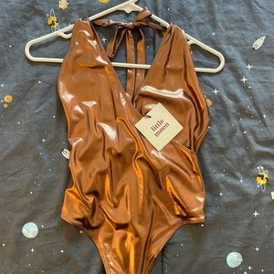 Aritzia Bronze bodysuit NWT (Small)